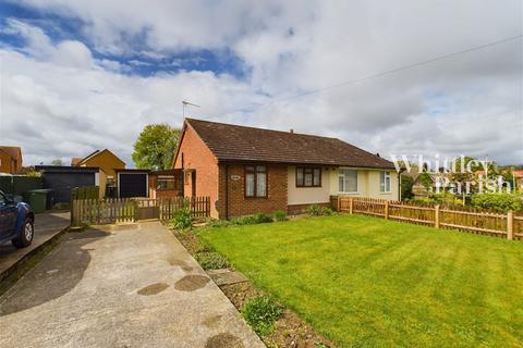 2 bedroom semi-detached bungalow for sale, Howard Close, Harleston