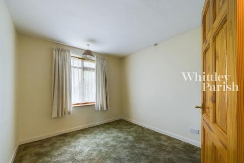 6 Howard Close, Harleston, IP20 9HY