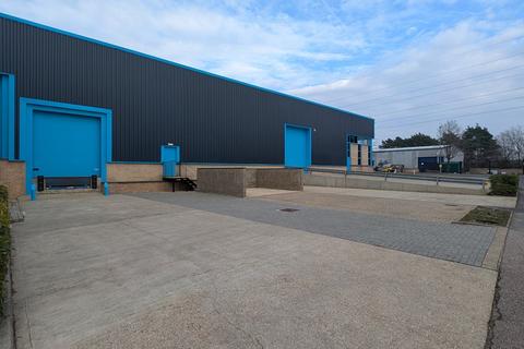 Industrial unit to rent, Unit M2 Hazleton Interchange, Lakesmere Road, Horndean, Waterlooville, PO8 9JU