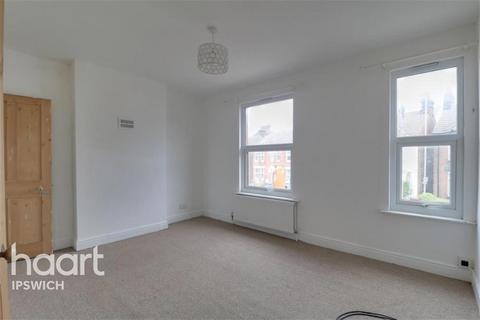 3 bedroom semi-detached house to rent, Foxhall Road