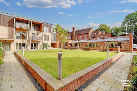 Lichfield - 1 bedroom apartment for sale