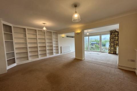 3 bedroom detached house to rent, Bridport