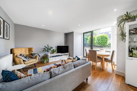 2 bedroom flat for sale, Alton Road, Roehampton