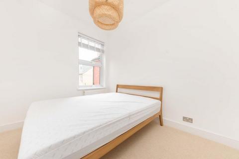 1 bedroom flat for sale, Farmilo Road, Walthamstow