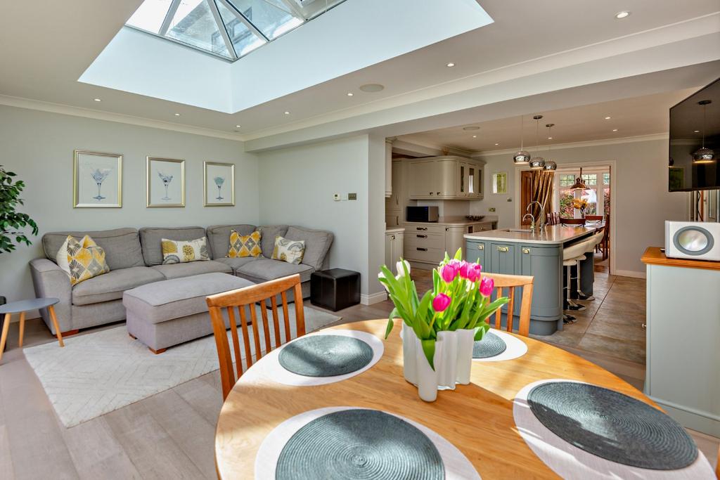 Family Room/Kitchen