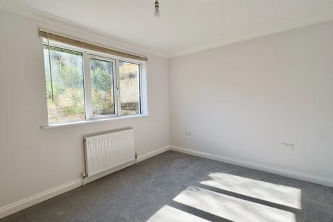 Flat 2, Glencoe Glen Road, Wadebridge, PL27 7LT