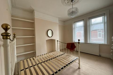 2 bedroom flat for sale, Breamish Street, Jarrow, Tyne and Wear, NE32