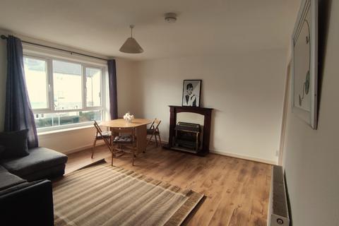 3 bedroom flat for sale, Bannockburn Road, Bannockburn, Stirling, FK7
