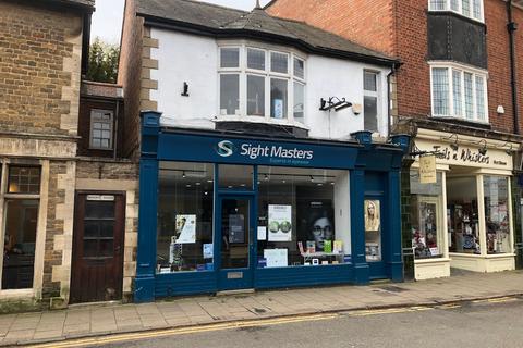 Retail property (high street) to rent, 36 High Street, Oakham, LE15 6AL