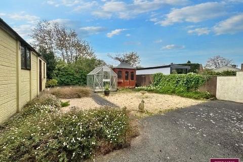 2 bedroom detached bungalow for sale, Kerfoot Avenue, Rhuddlan, Denbighshire LL18 2UR