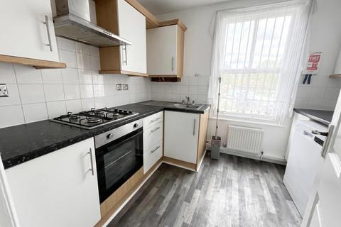 4 bedroom flat to rent, High Road, Tottenham