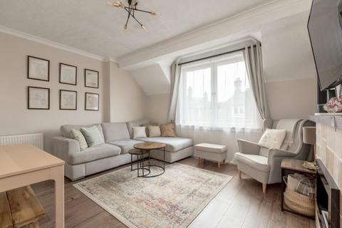 3 bedroom flat for sale, 8 Hutchison View, Chesser, Edinburgh, EH14 1RX