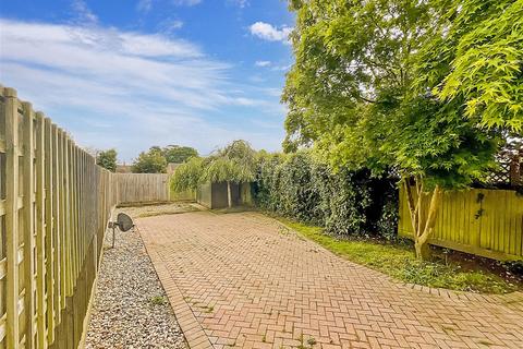 3 bedroom end of terrace house for sale, High Street, Rolvenden, Kent