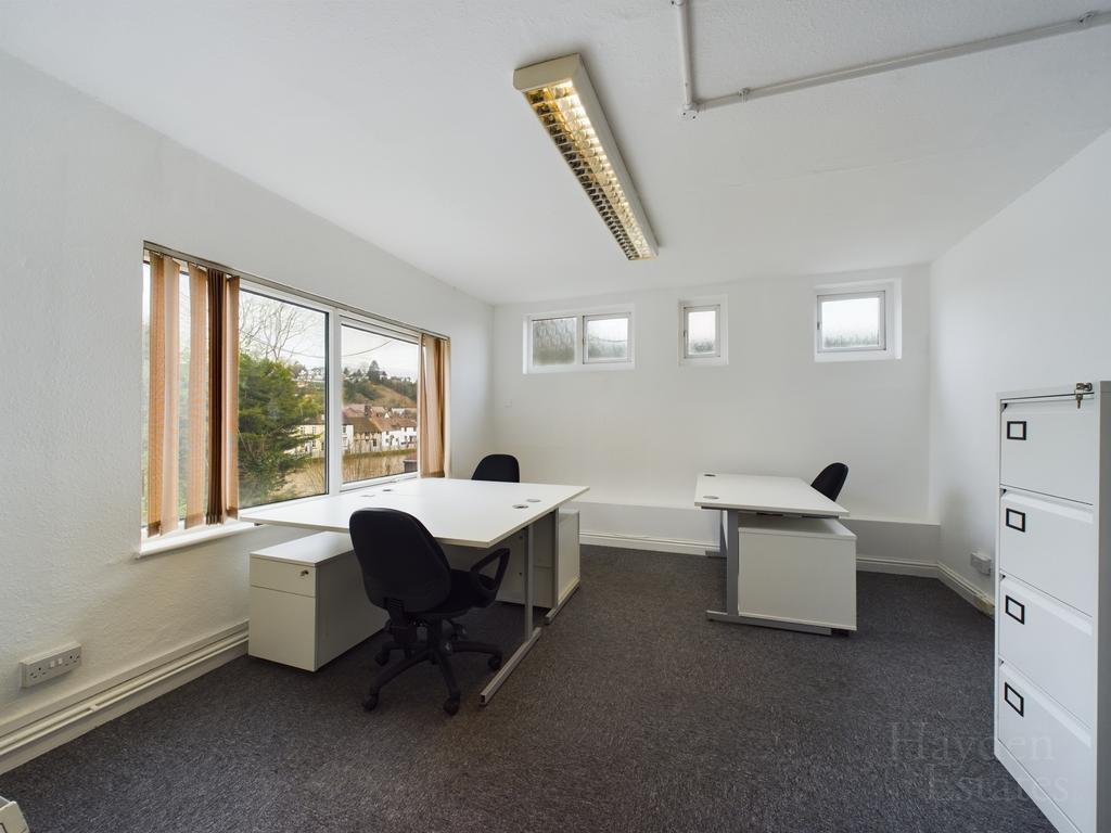 Office 24