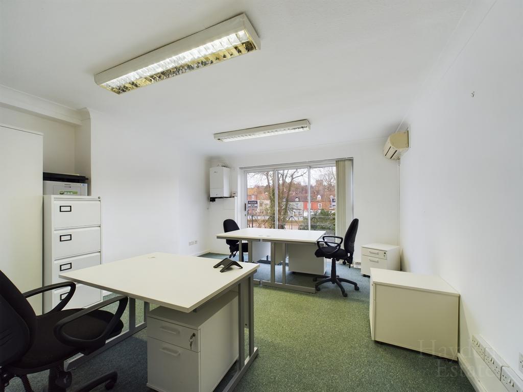 Office 25