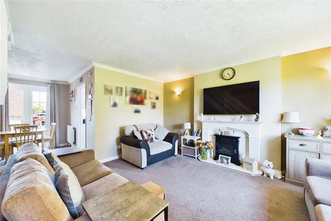 3 bedroom terraced house for sale, Ramsdell Close, Tadley, Hampshire, RG26