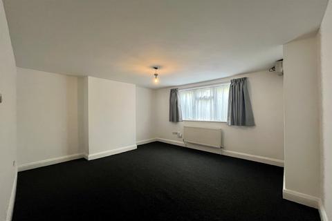 1 bedroom flat to rent, 333 Meadow Lane, Oxford, OX4