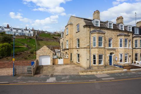 5 bedroom end of terrace house for sale, The Beach, Filey, North Yorkshire, YO14