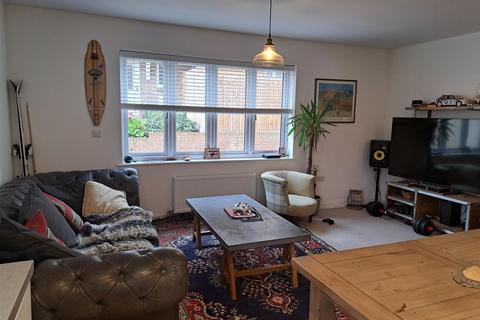 2 bedroom ground floor flat for sale, Cherry Tree Lane, Ewhurst, Cranleigh, Surrey