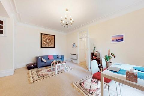 1 bedroom flat for sale, Grove Court,  St Johns Wood,  NW8