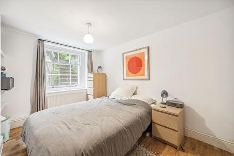 2 bedroom flat to rent, Basement Flat, 67 Trinity Church Square, Southwark, London, SE1