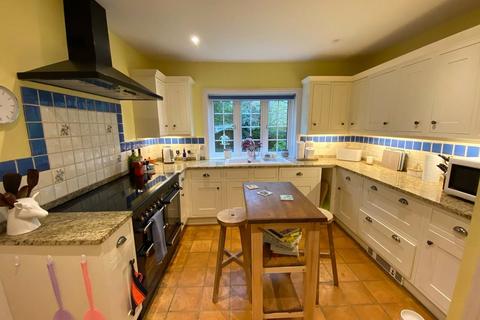 3 bedroom detached house to rent, West Meon, Petersfield, Hampshire, GU32