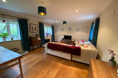 3 bedroom detached house to rent, West Meon, Petersfield, Hampshire, GU32