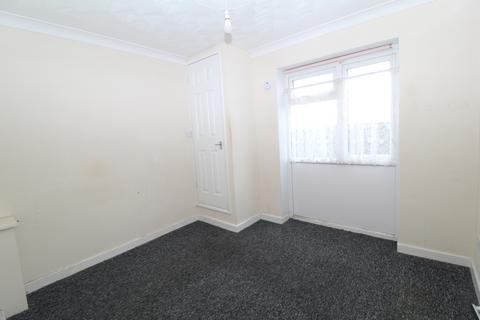 1 bedroom bungalow to rent, Matthews Court, Beresford Road, Gillingham, Kent, ME7