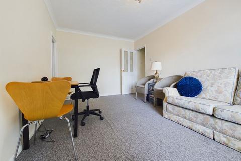 1 bedroom ground floor flat for sale, St. Botolphs Court, St. Botolphs Road, Worthing, BN11 4JH