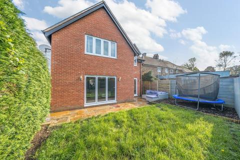 4 bedroom detached house for sale, Meadow Close, Milford, Godalming, GU8