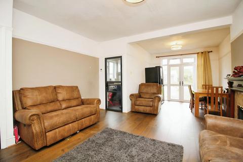 3 bedroom semi-detached house for sale, Kings Walk, Leicester Forest East, LE3