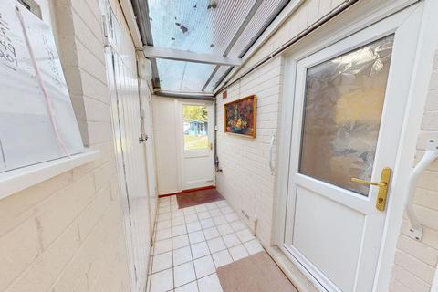 1 Beechwood Drive, Northampton, NN3 3DW