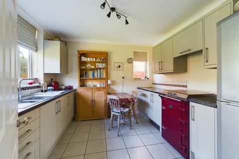 2 bedroom bungalow for sale, Ronhill Lane, Cleobury Mortimer, Shropshire, DY14 8EQ