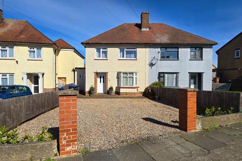 4 bedroom semi-detached house for sale - Fullingdale Road, The Headlands, Northampton NN3 2QF