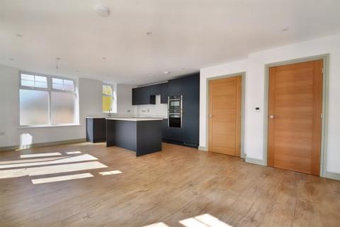 2 bedroom flat for sale, Broadstone