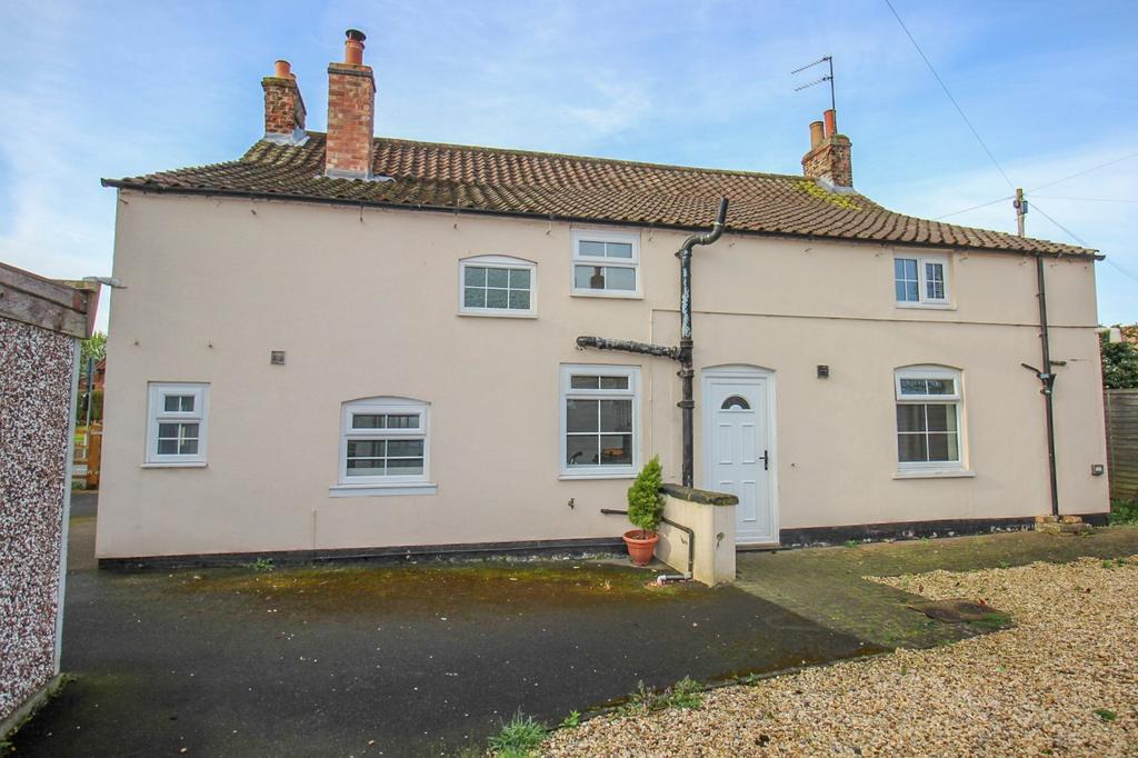 Barton Street, BarrowUponHumber... 3 bed detached house for sale £