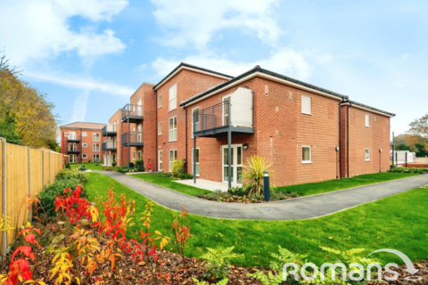 2 bedroom apartment for sale, New Road, Tadley, Hampshire