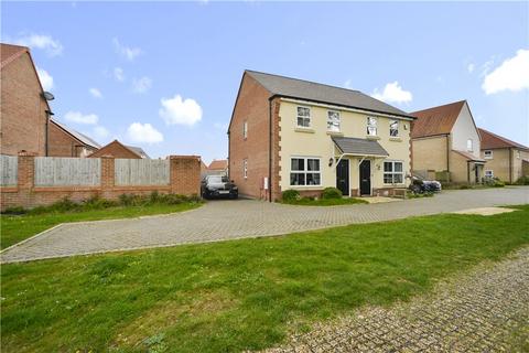 2 bedroom semi-detached house for sale, Rawlinson Chase, Halstead, Essex