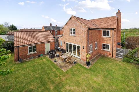 4 bedroom detached house for sale, Lincoln Road, Washingborough, Lincoln, Lincolnshire, LN4