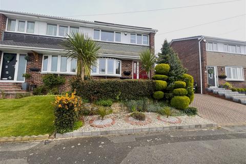 3 bedroom semi-detached house for sale, Nelson Avenue, Barnsley, S71 2LY