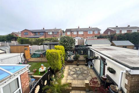 3 bedroom semi-detached house for sale, Nelson Avenue, Barnsley, S71 2LY