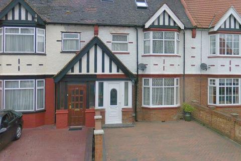 4 bedroom terraced house to rent, Grange Road Gravesend DA11