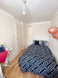 9 Howden Gardens, Leeds, LS6 1SH