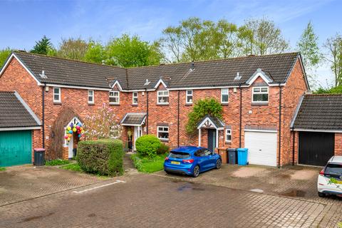 3 bedroom mews for sale, Ladymere Drive, Worsley, Manchester, M28