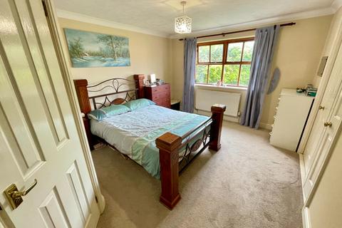 14 Broadacres, Luton, LU2 7YF