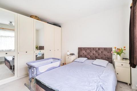 2 bedroom flat for sale, Hatch End,  Middlesex,  HA5