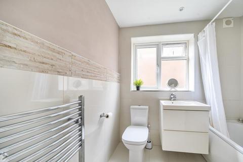 2 bedroom flat for sale, Hatch End,  Middlesex,  HA5