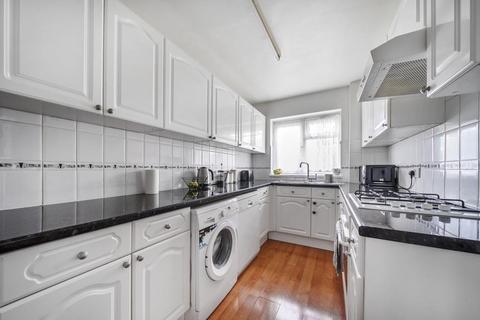 2 bedroom flat for sale, Hatch End,  Middlesex,  HA5