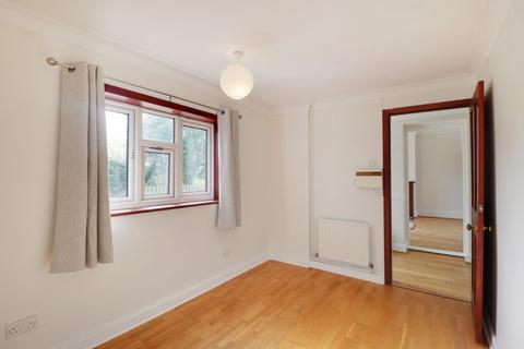 3, New Cottages Park Corner Road, Southfleet, Gravesend, DA13 9LL
