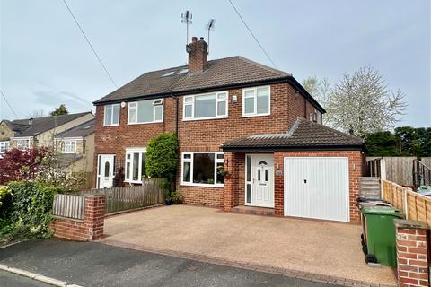 11 Garth End, Collingham, Wetherby, LS22 5BH
